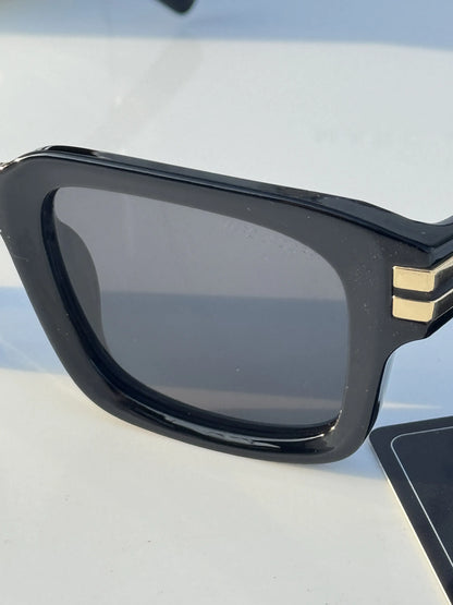 M J. black Gold |1020