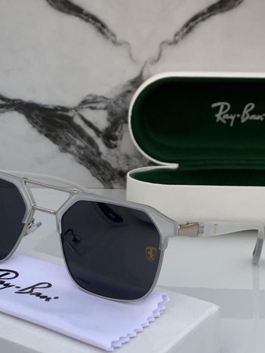 RB. White Black  |04