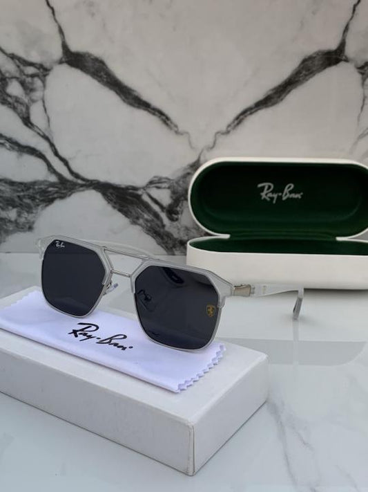 RB. White Black  |04