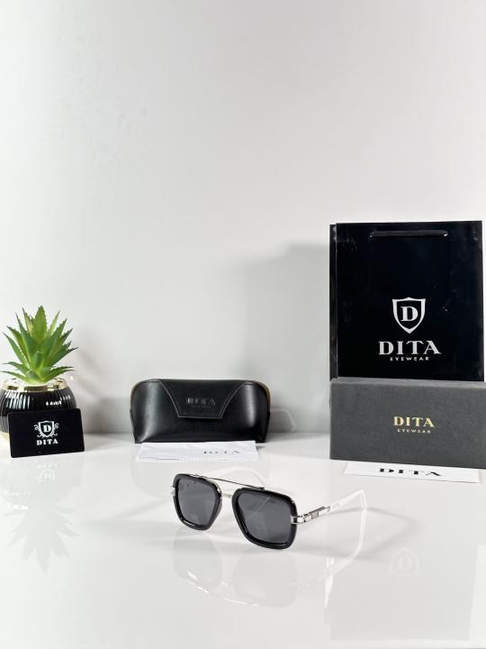 DT. Black White |335