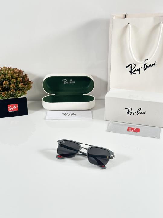 RB. Black |04