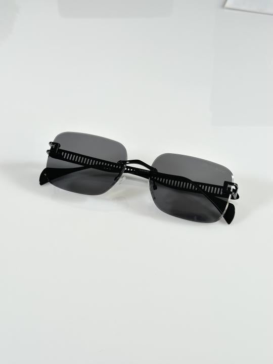 MB. Black |1018